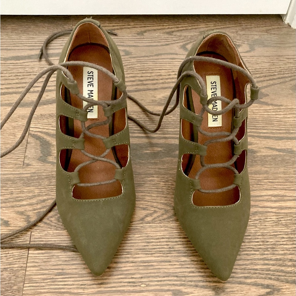 Steve Madden Heels Size 6 - Picture 3 of 4